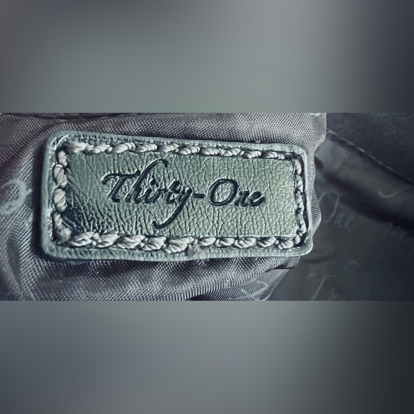 Vintage Thirty-One Black and White Shoulder Bag with Elegant Pattern - Picture 4 of 7